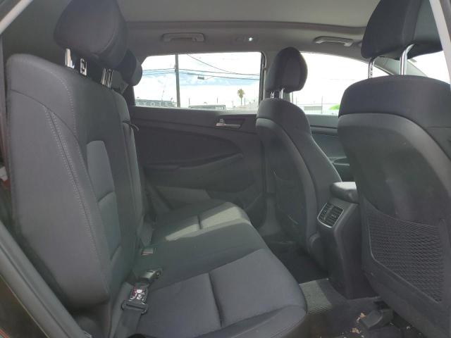 Photo 11 from auction – 2017 HYUNDAI TUCSON LIM with VIN KM8J3CA28HU571250