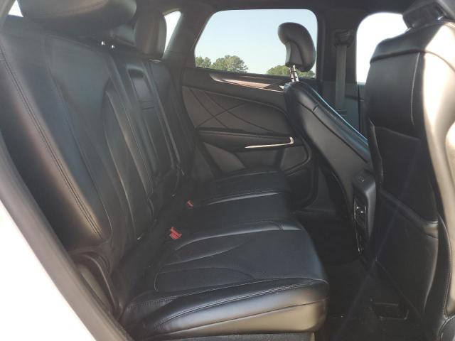 Photo 11 from auction – 2019 LINCOLN MKC RESERVE with VIN 5LMCJ3D92KUL22471