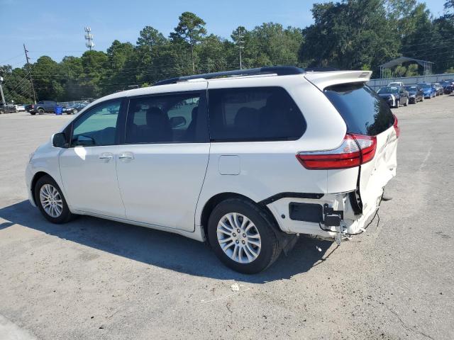 Photo 2 from auction – 2017 TOYOTA SIENNA XLE with VIN 5TDYZ3DC8HS772463
