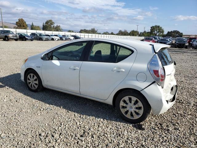 Photo 2 from auction – 2012 TOYOTA PRIUS C with VIN JTDKDTB30C1022858