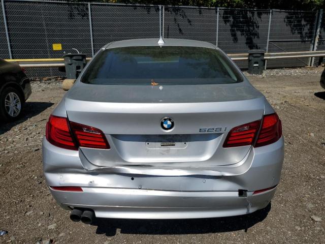 Photo 6 from auction – 2011 BMW 528 I with VIN WBAFR1C52BC744226