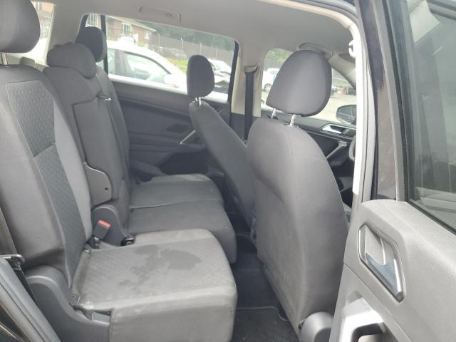Photo 11 from auction – 2018 VOLKSWAGEN TIGUAN S with VIN 3VV1B7AX2JM014016