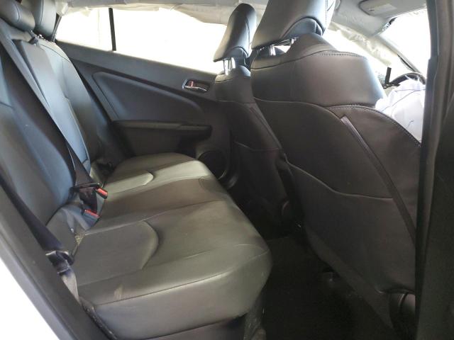 Photo 11 from auction – 2016 TOYOTA PRIUS with VIN JTDKARFU2G3026550