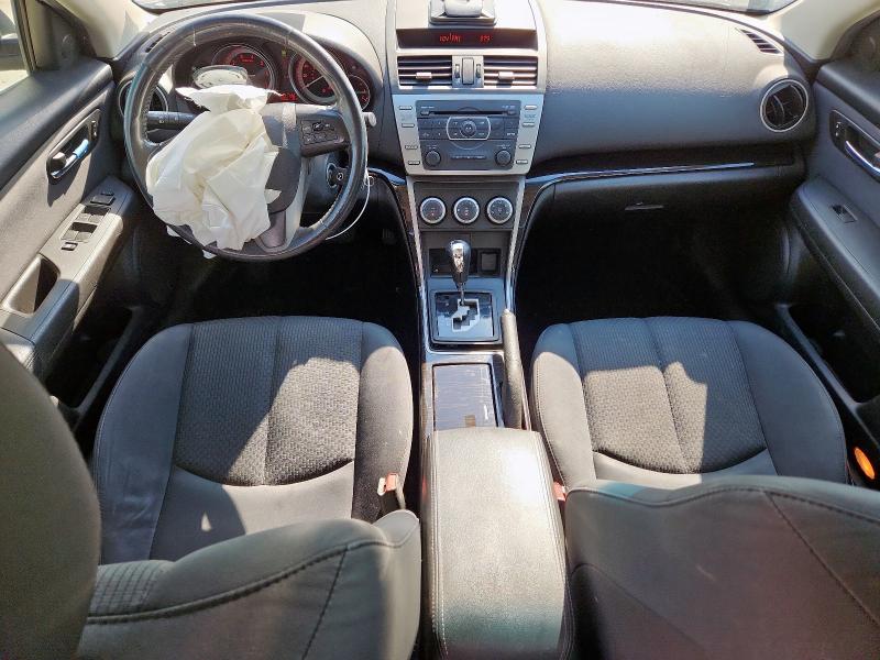 Photo 8 from auction – 2011 MAZDA 6 I with VIN 1YVHZ8CH2B5M13529