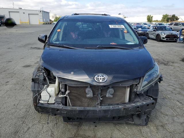 Photo 5 from auction – 2016 TOYOTA SIENNA SE with VIN 5TDXK3DCXGS749829
