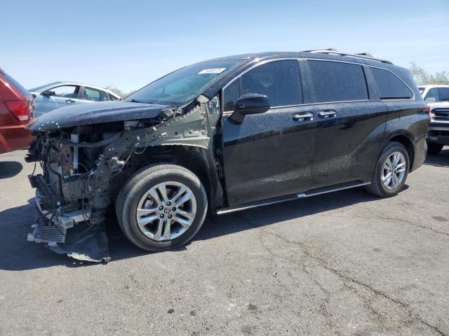 TOYOTA SIENNA XLE 2022 with VIN 5TDASKFC0NS057881 - Photo from auction