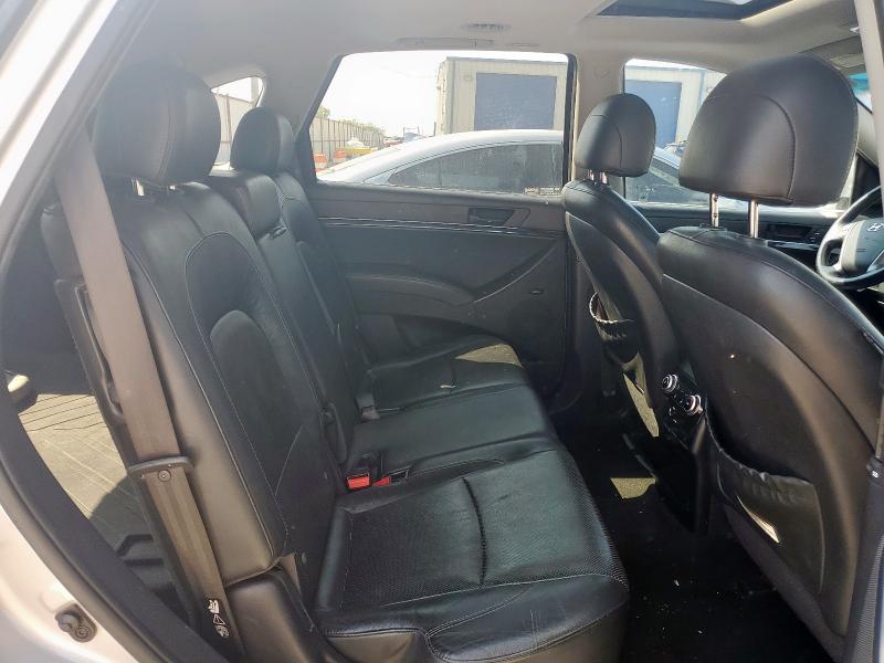 Photo 11 from auction – 2012 HYUNDAI VERACRUZ G with VIN KM8NU4CC6CU200798