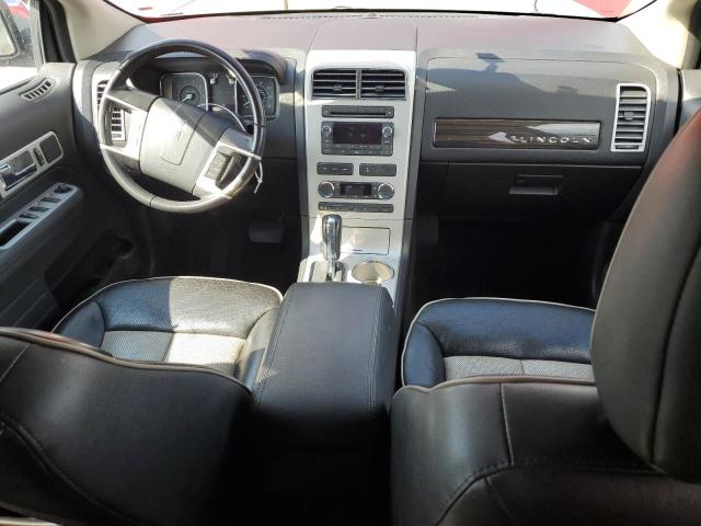 Photo 8 from auction – 2008 LINCOLN MKX with VIN 2LMDU88C58BJ03301