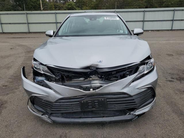 Photo 5 from auction – 2022 TOYOTA CAMRY LE with VIN 4T1C11BK4NU065993