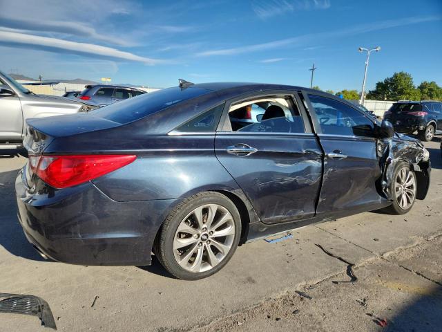 Photo 3 from auction – 2013 HYUNDAI SONATA SE with VIN 5NPEC4AB3DH532503