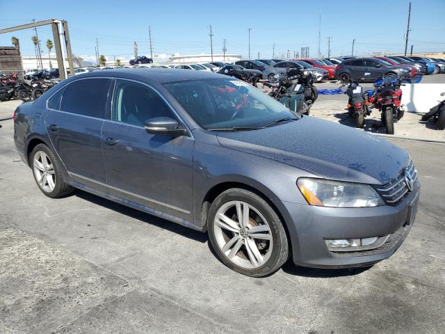 Photo 4 from auction – 2015 VOLKSWAGEN PASSAT SEL with VIN 1VWCT7A33FC036775