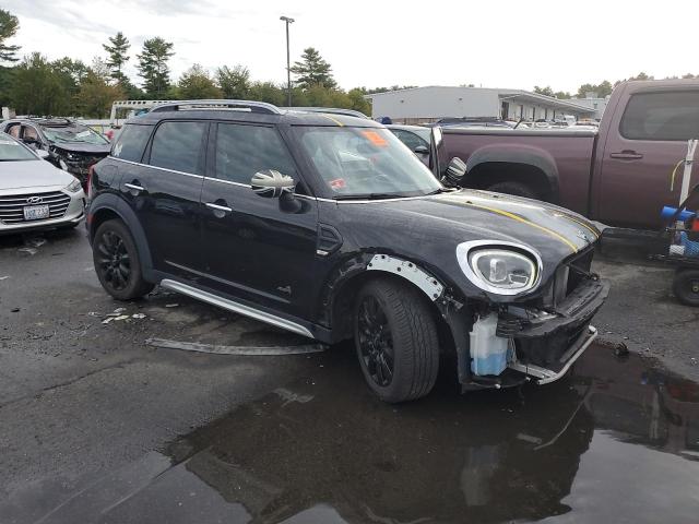 Photo 4 from auction – 2022 MINI COOPER COU with VIN WMZ43BR03N3P04335