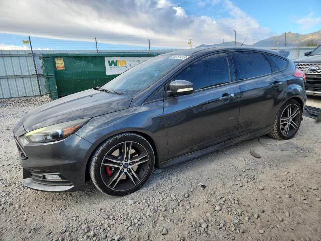 FORD FOCUS ST 2015 with VIN 1FADP3L94FL241243 - Photo from auction