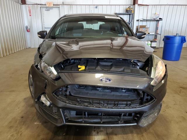 Photo 5 from auction – 2017 FORD FOCUS ST with VIN 1FADP3L94HL322052