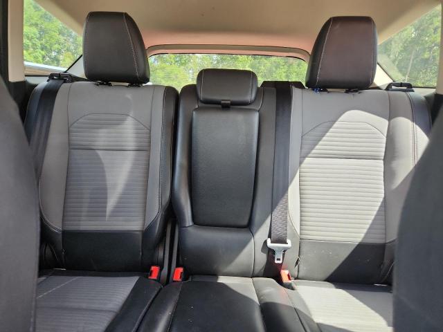 Photo 10 from auction – 2017 FORD ESCAPE SE with VIN 1FMCU0GDXHUE65010