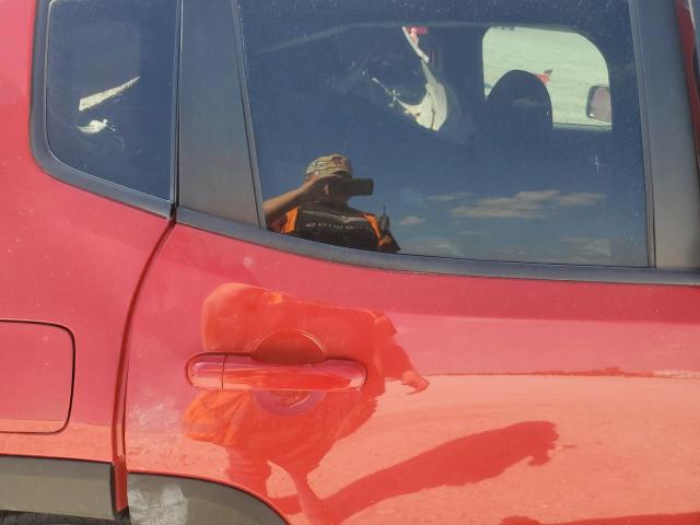 Photo 11 from auction – 2018 JEEP RENEGADE L with VIN ZACCJBBB4JPH50565