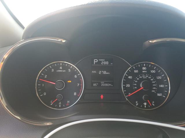 Photo 9 from auction – 2017 KIA FORTE LX with VIN 3KPFK4A71HE041926