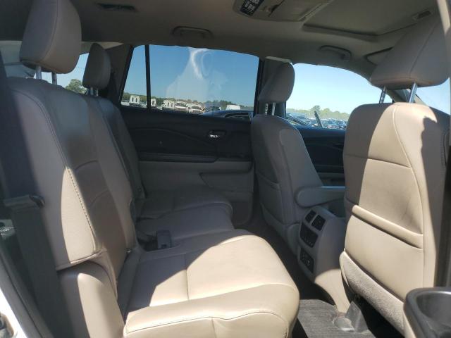 Photo 10 from auction – 2016 HONDA PILOT TOURING with VIN 5FNYF5H95GB023514