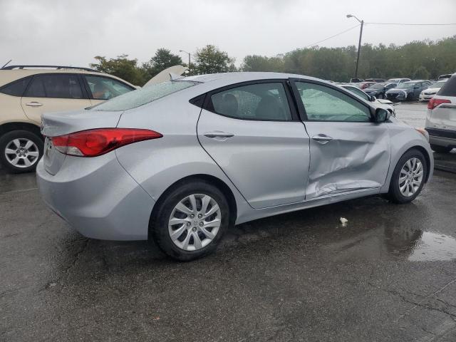 Photo 3 from auction – 2012 HYUNDAI ELANTRA GLS with VIN 5NPDH4AE0CH067846