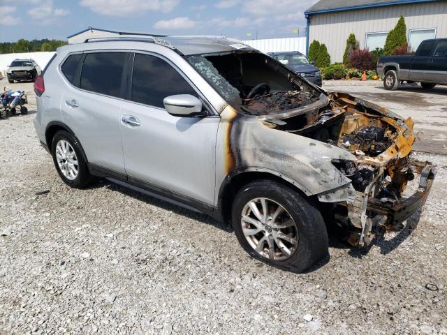 Photo 4 from auction – 2017 NISSAN ROGUE S with VIN 5N1AT2MT2HC746645