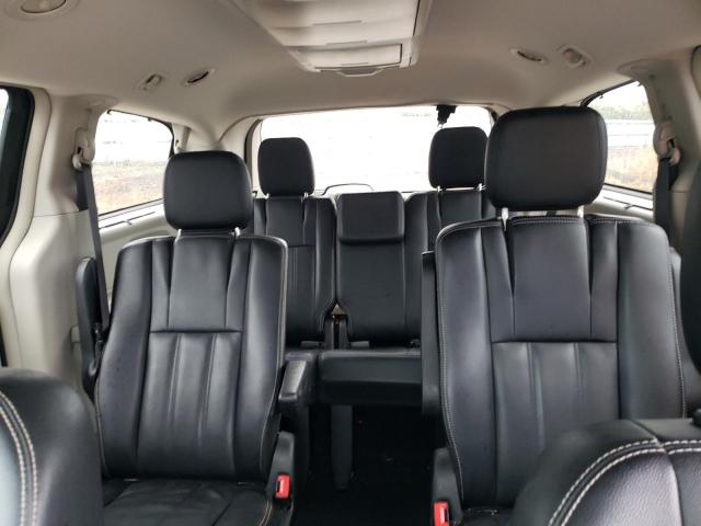 Photo 10 from auction – 2015 CHRYSLER TOWN & COU with VIN 2C4RC1BG8FR699374