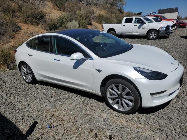 Photo 4 from auction – 2018 TESLA MODEL 3 with VIN 5YJ3E1EA4JF015867