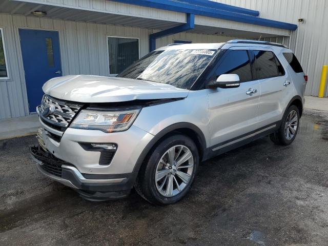 FORD EXPLORER L 2018 with VIN 1FM5K8F87JGA94765 - Photo from auction