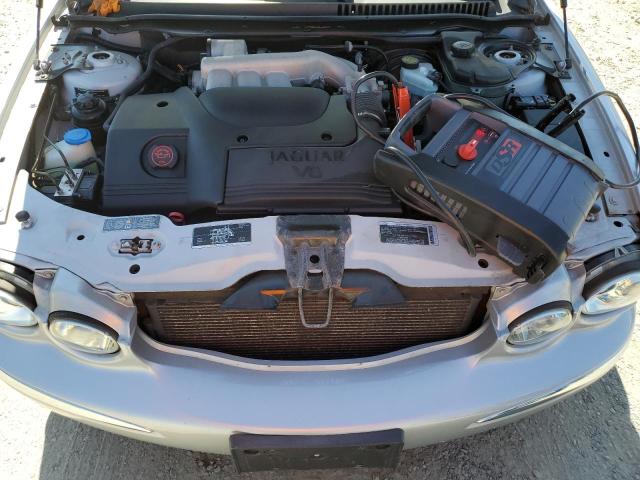 Photo 11 from auction – 2002 JAGU X-TYPE 2.5 with VIN SAJEA51DX2XC49969
