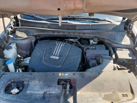 Photo 11 from auction – 2016 KIA SORENTO SX with VIN 5XYPK4A52GG165496