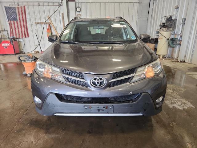 Photo 5 from auction – 2014 TOYOTA RAV4 XLE with VIN JTMRFREV6EJ004666