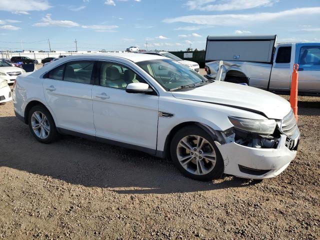 Photo 4 from auction – 2014 FORD TAURUS SEL with VIN 1FAHP2H88EG166209
