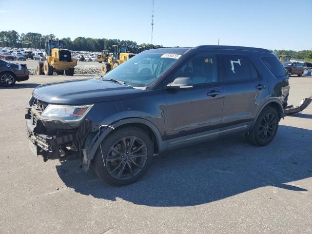FORD EXPLORER X 2017 مع رقم تعريف المركبة 1FM5K7D81HGE27095 - صورة من المزاد