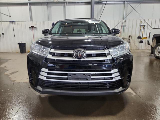 Photo 5 from auction – 2019 TOYOTA HIGHLANDER with VIN 5TDBZRFH1KS975459