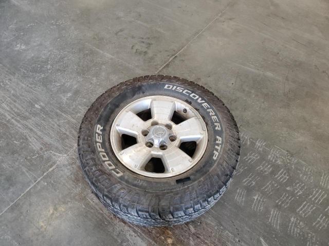 Photo 13 from auction – 2005 TOYOTA 4RUNNER SR5 with VIN JTEBU14R458049671