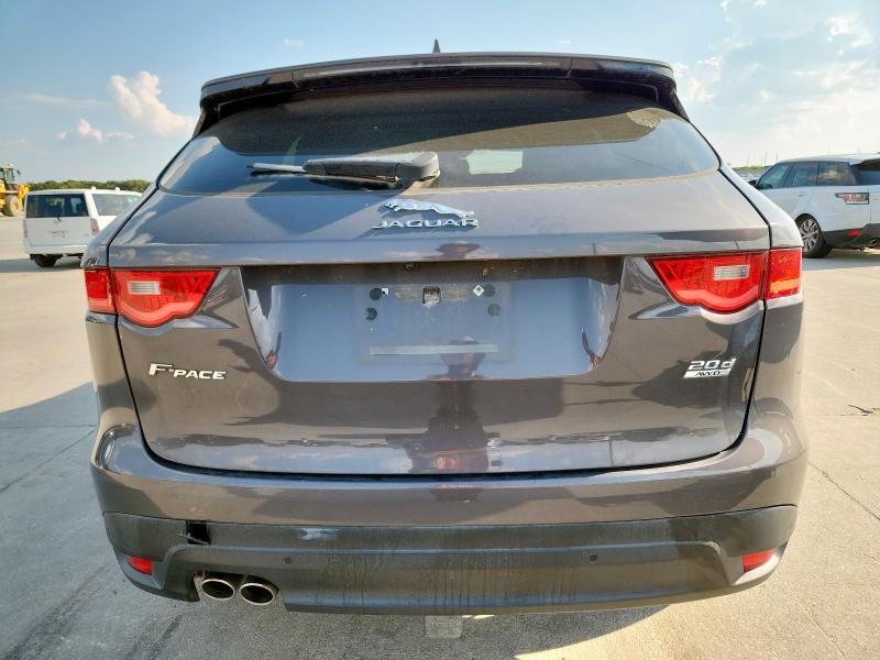 Photo 6 from auction – 2017 JAGUAR F-PACE with VIN SADCL2BN2HA099214