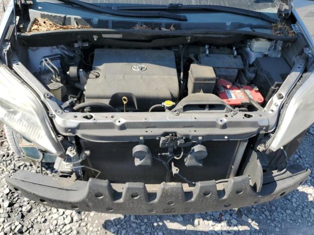 Photo 12 from auction – 2013 TOYOTA SIENNA XLE with VIN 5TDYK3DC3DS332004