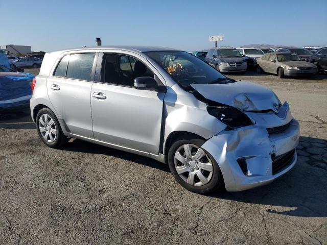 Photo 4 from auction – 2010 TOYOTA SCION XD with VIN JTKKU4B49A1000863