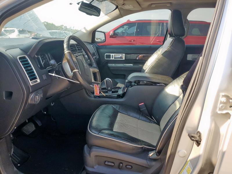 Photo 7 from auction – 2009 LINCOLN MKX with VIN 2LMDU68C99BJ02058