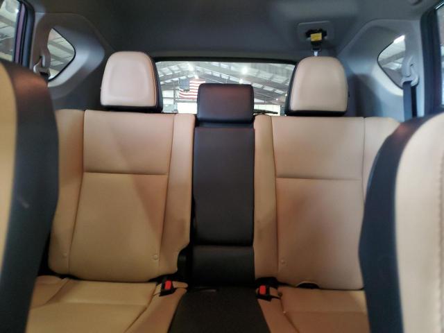 Photo 10 from auction – 2016 TOYOTA RAV4 LIMIT with VIN 2T3DFREV8GW497555