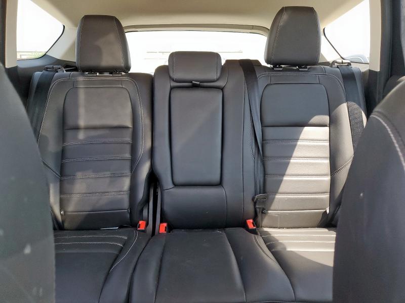 Photo 10 from auction – 2019 FORD ESCAPE SEL with VIN 1FMCU0HD1KUC33000
