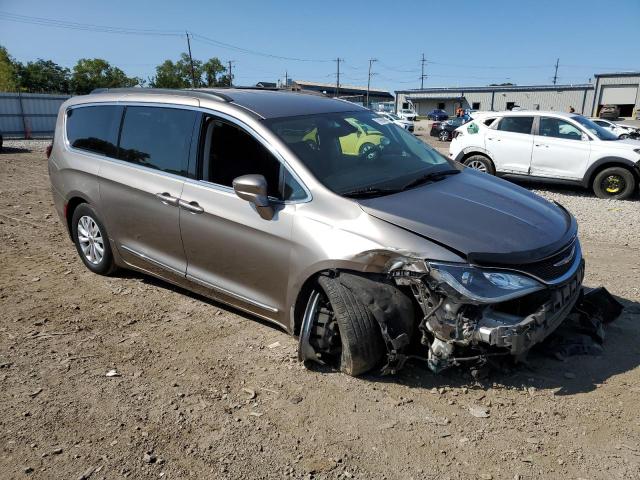 Photo 4 from auction – 2017 CHRYSLER PACIFICA T with VIN 2C4RC1BG8HR705340