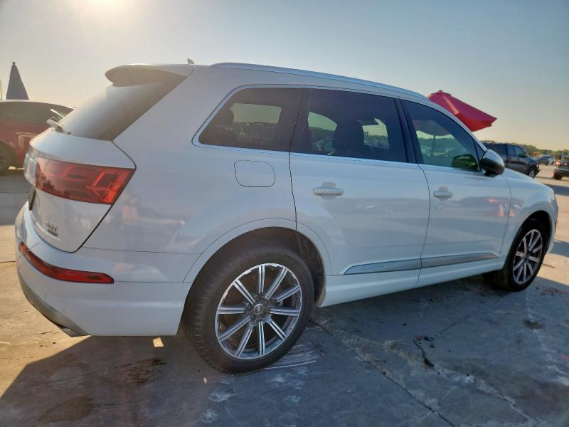Photo 3 from auction – 2017 AUDI Q7 PREMIUM with VIN WA1VAAF74HD025270
