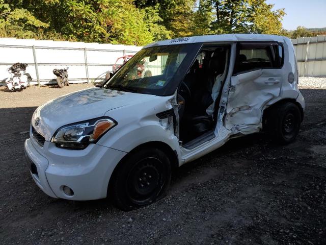 KIA SOUL + 2011 with VIN KNDJT2A21B7727049 - Photo from auction