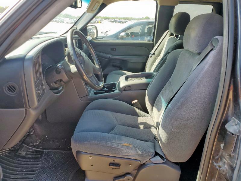 Photo 7 from auction – 2003 CHEVROLET SILVERADO C1500 with VIN 2GCEC19V731275892