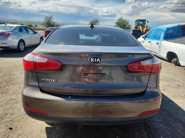 Photo 6 from auction – 2015 KIA FORTE LX with VIN KNAFX4A66F5290205