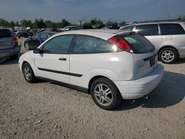 Photo 2 from auction – 2000 FORD FOCUS ZX3 with VIN 3FAFP3136YR136554