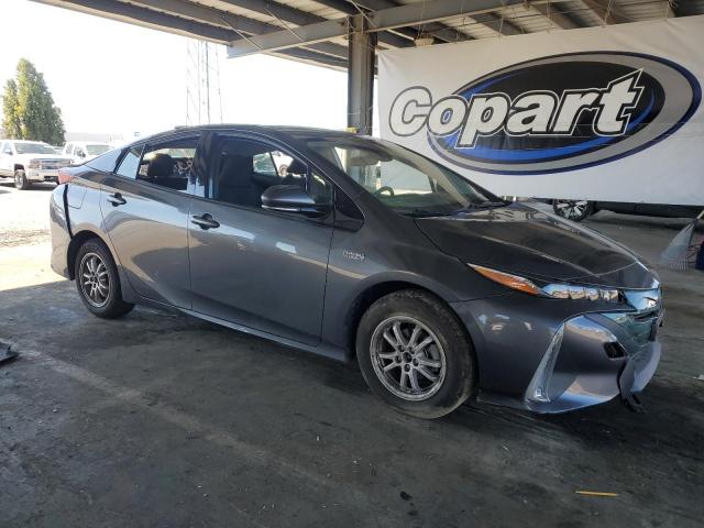 Photo 4 from auction – 2017 TOYOTA PRIUS PRIME with VIN JTDKARFP4H3046794