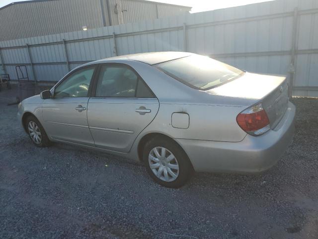 Photo 2 from auction – 2005 TOYOTA CAMRY LE with VIN 4T1BE32K15U382707