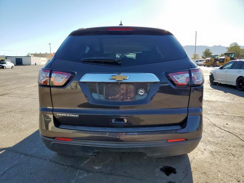 Photo 6 from auction – 2017 CHEVROLET TRAVERSE L with VIN 1GNKRFED6HJ183186