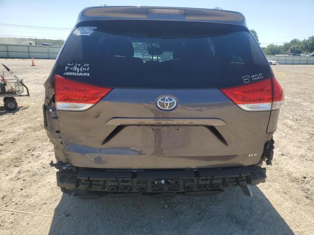 Photo 6 from auction – 2013 TOYOTA SIENNA XLE with VIN 5TDYK3DC0DS385873
